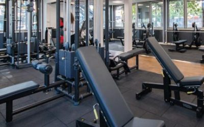 Chaîne low-cost ou club indépendant : quelle salle de sport choisir près de Saint-Priest ?